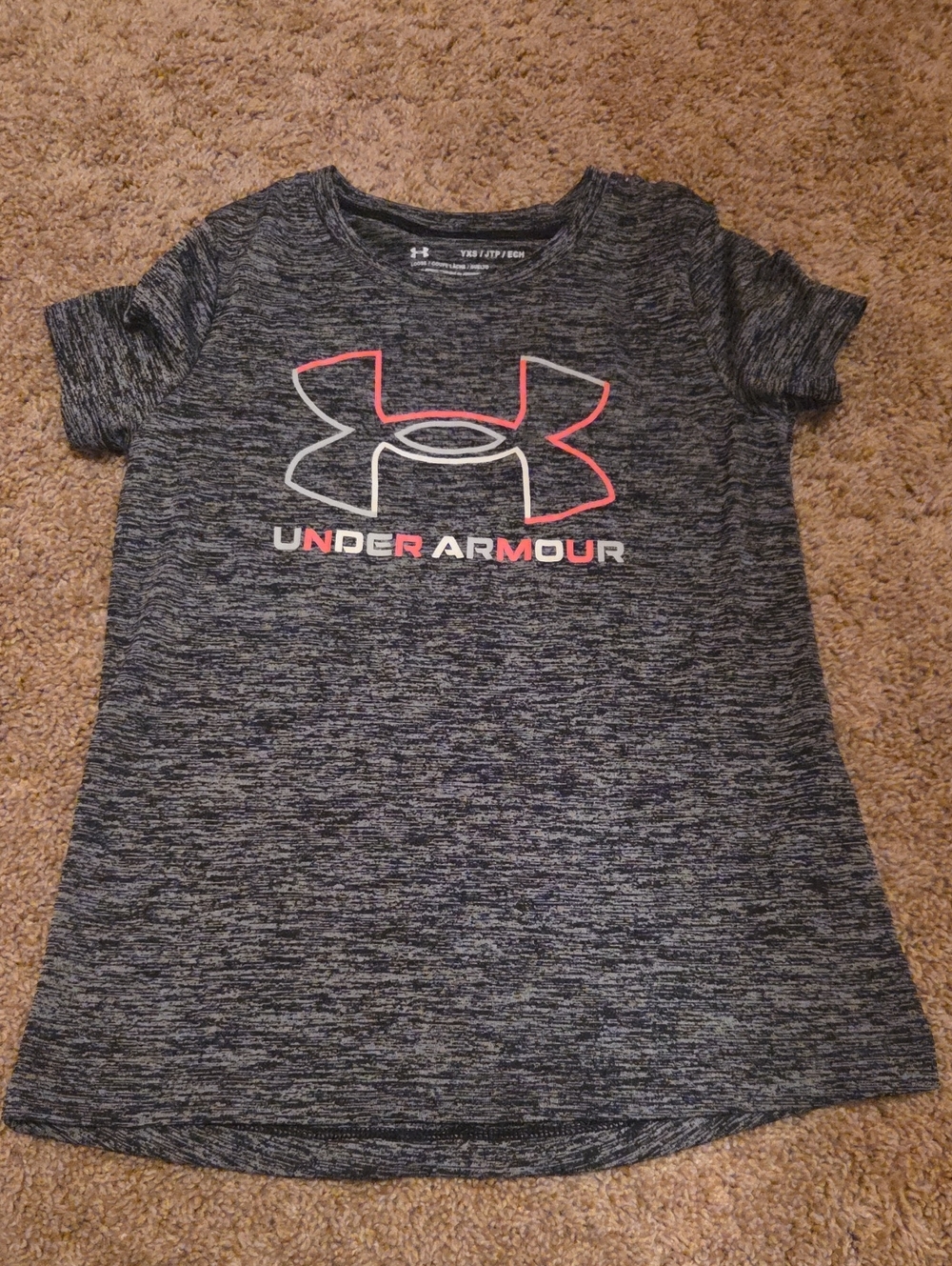 Under Armour Girls Heathered Black Short Sleeve Tee with Coral Logo